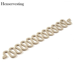 New Fashion Design Female Hair Styling Clip Stick Bun Maker Braid Tool Hair Beauty Make Up Accessories For Women Lady